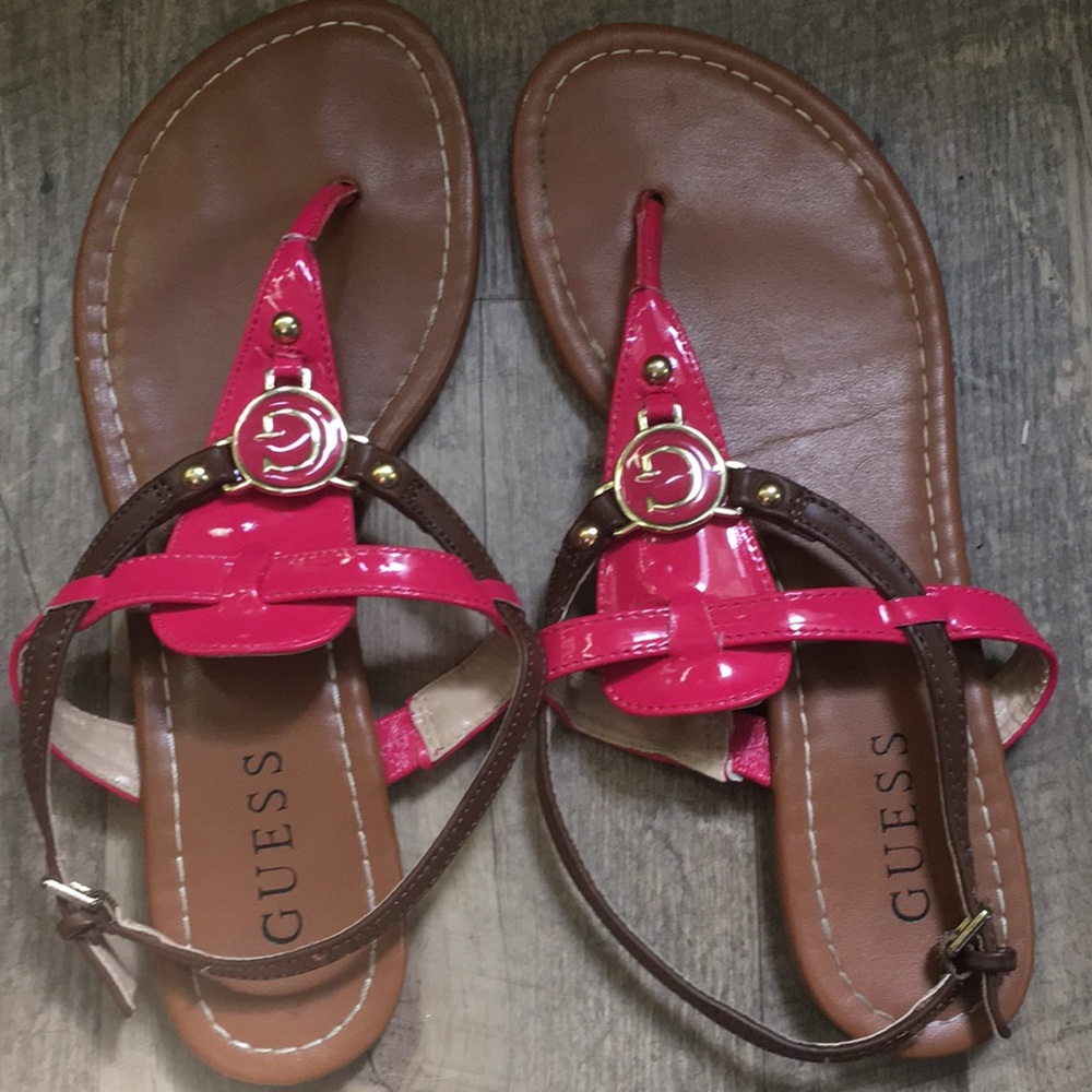 Guess pink flip flop sandals size 8
